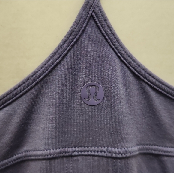 Lululemon - Picture 7 of 8